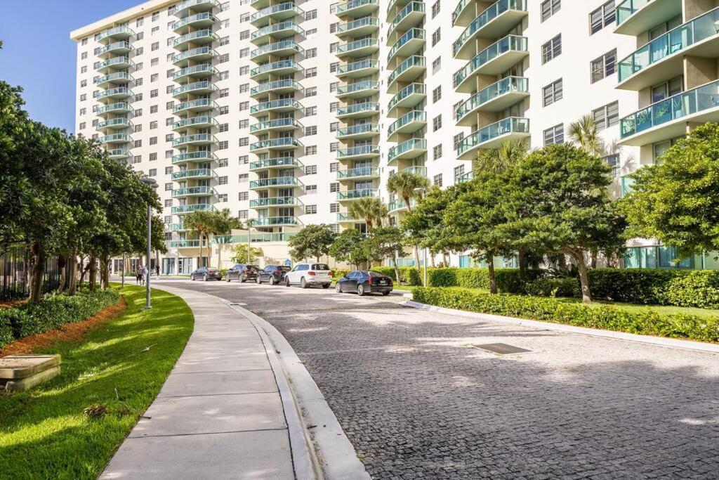 Ocean Reserve Sunny Isles 11Th Str-02330 Διαμέρισμα Μαϊάμι Μπιτς Εξωτερικό φωτογραφία